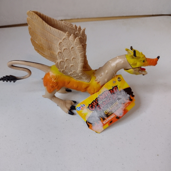 Chomping Giants Figure Grin Studios Yellow Orange Mythical Flying Dragon (E2) - Picture 4 of 4